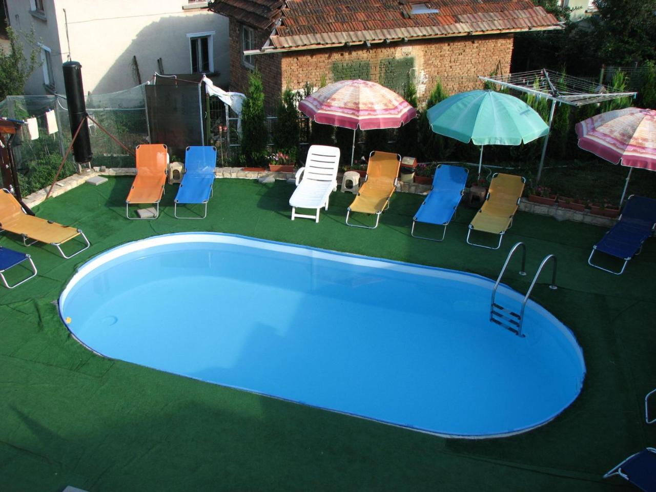 Guest House Camellia Berkovitsa Buitenkant foto